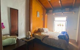 Economica y centrica habitación